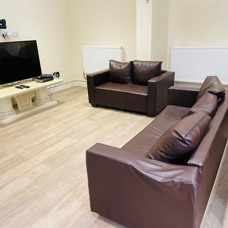 Glory House Otel Ilford Dış mekan fotoğraf
