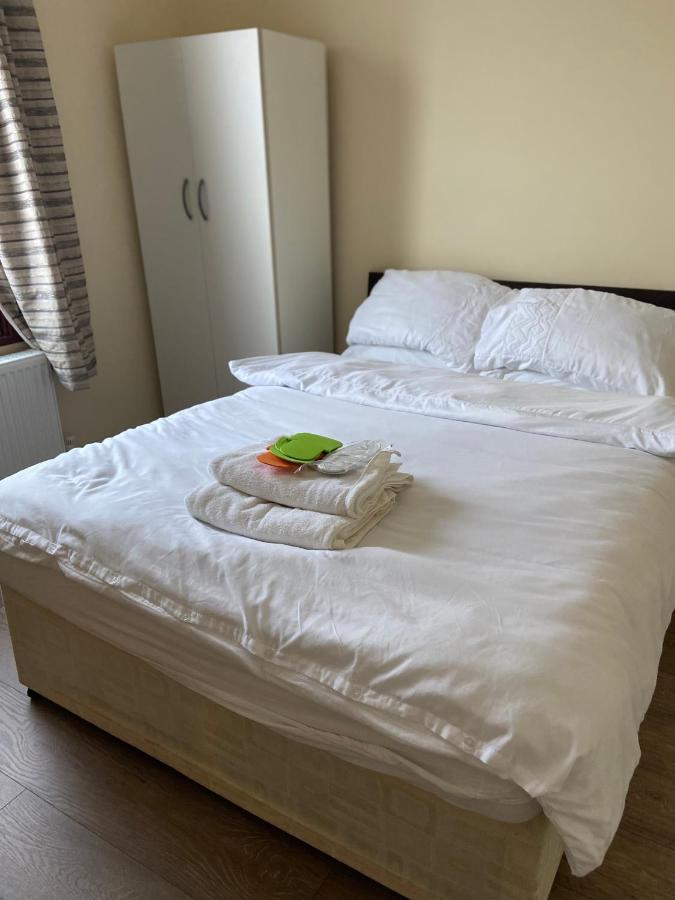 Glory House Otel Ilford Dış mekan fotoğraf