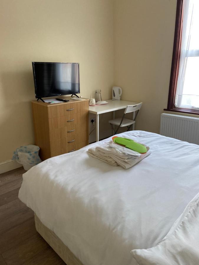 Glory House Otel Ilford Dış mekan fotoğraf