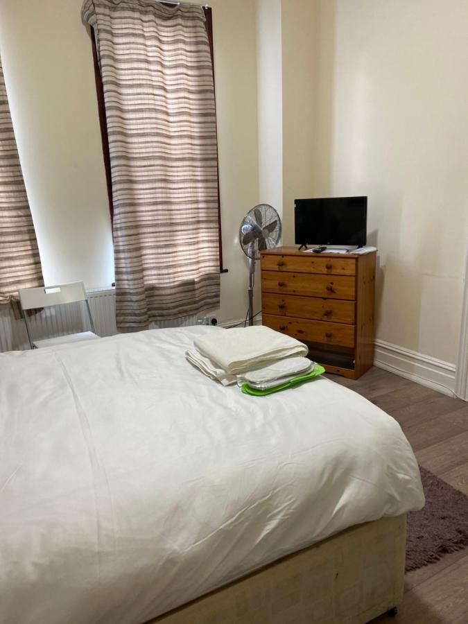 Glory House Otel Ilford Dış mekan fotoğraf